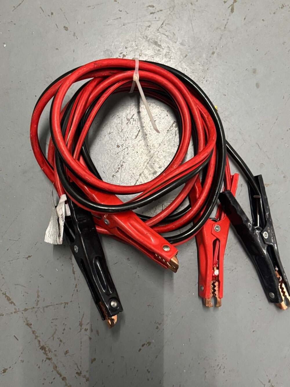 Heavy-Duty Jumper Cables with Copper-Plated Clamps